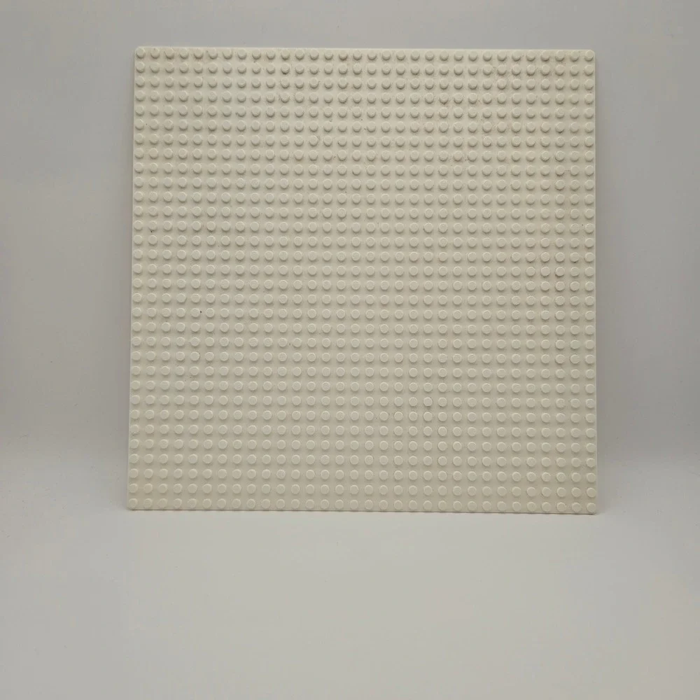 LEGO 1-piece 10x10 White 32x32 Stud Building Baseplate Vintage Classic 3811